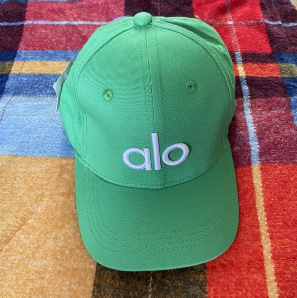 ALO Yoga Accessories - ALO Yoga Green Cap with White Logo